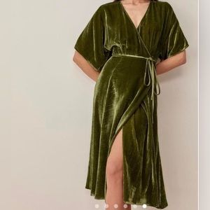 Reformation Analynne green velvet wrap dress